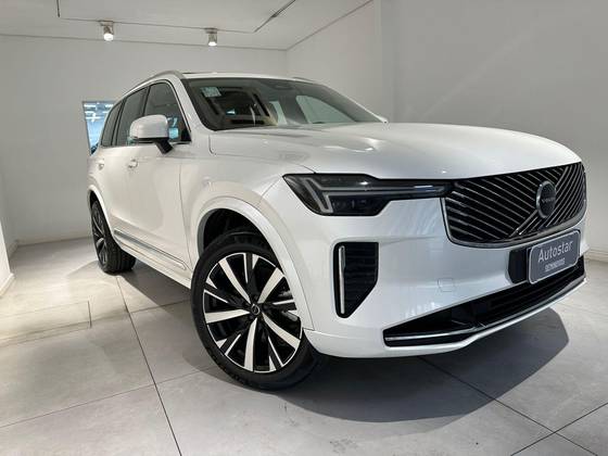 VOLVO XC90 2.0 T8 PHEV PLUS AWD GEARTRONIC VOLVO XC90 2.0 T8 PHEV PLUS AWD GEARTRONIC
